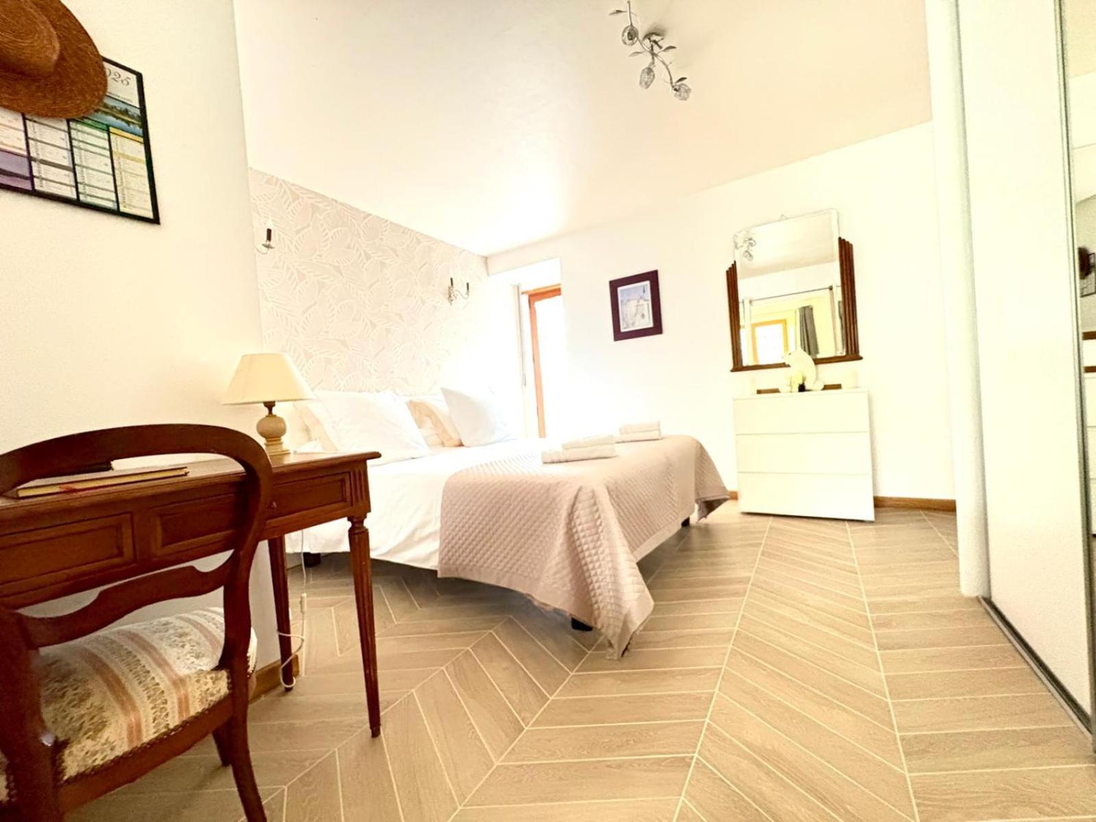 Апартаменты Chez Lucia A 15Min De Perigueux A 6Km Autoroute A89 Eglise-Neuve-de-Vergt Экстерьер фото